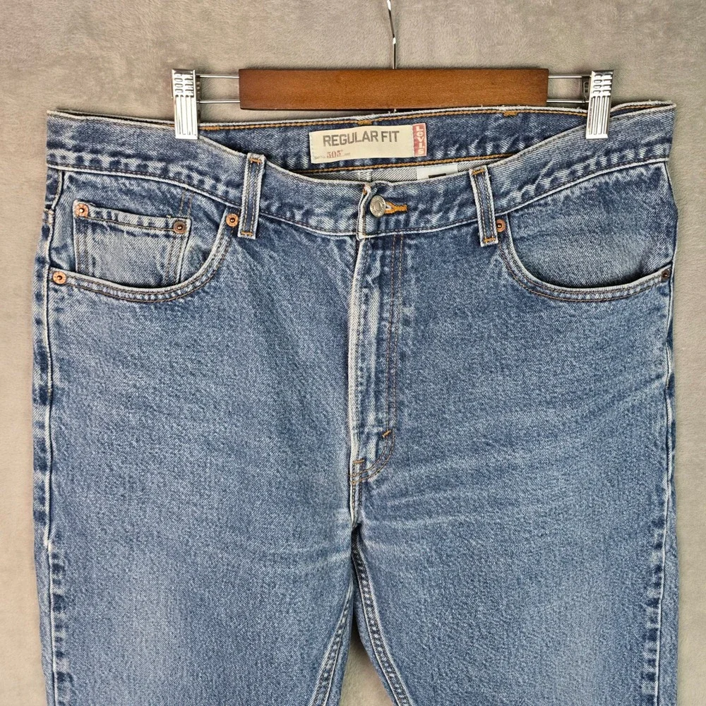 Levis‎ 505 Regular Fit Jeans Mens 38x30 Medium Wash Blue Straight Leg 00505-0216